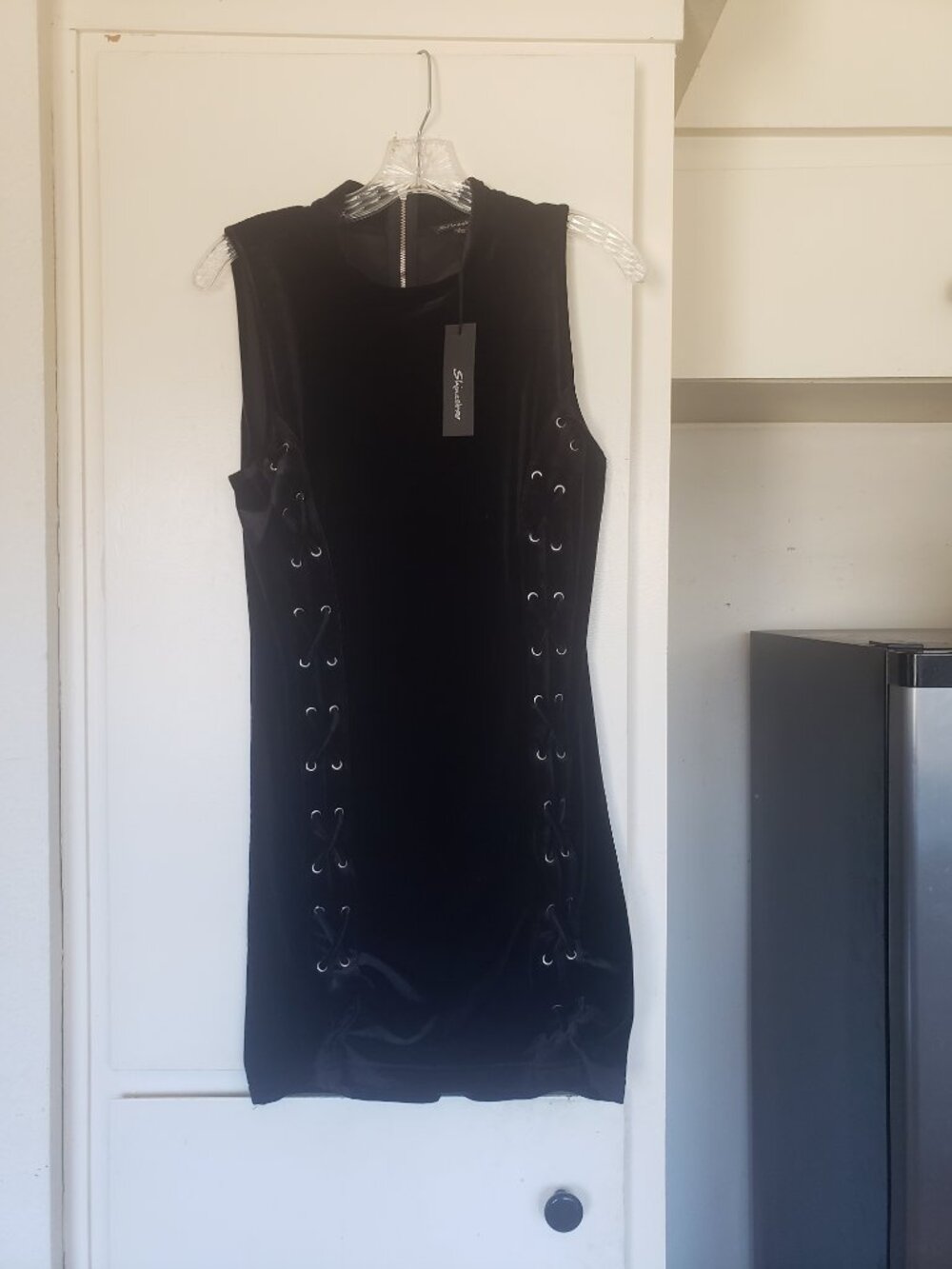 Black Velvet Dress Tank Top with ribbon Tyes Shinestar Size Large